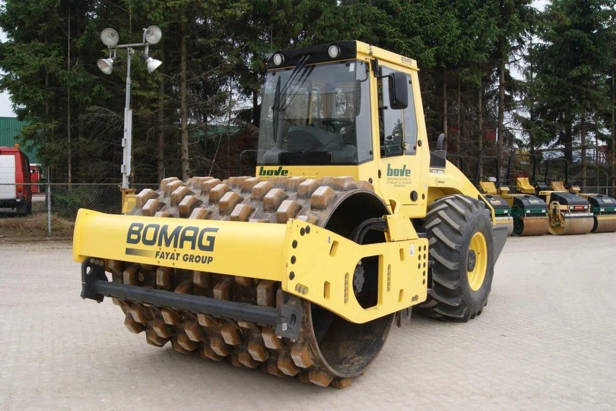 Bomag BW 213