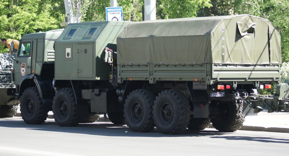 КАМАЗ 63501 медведь