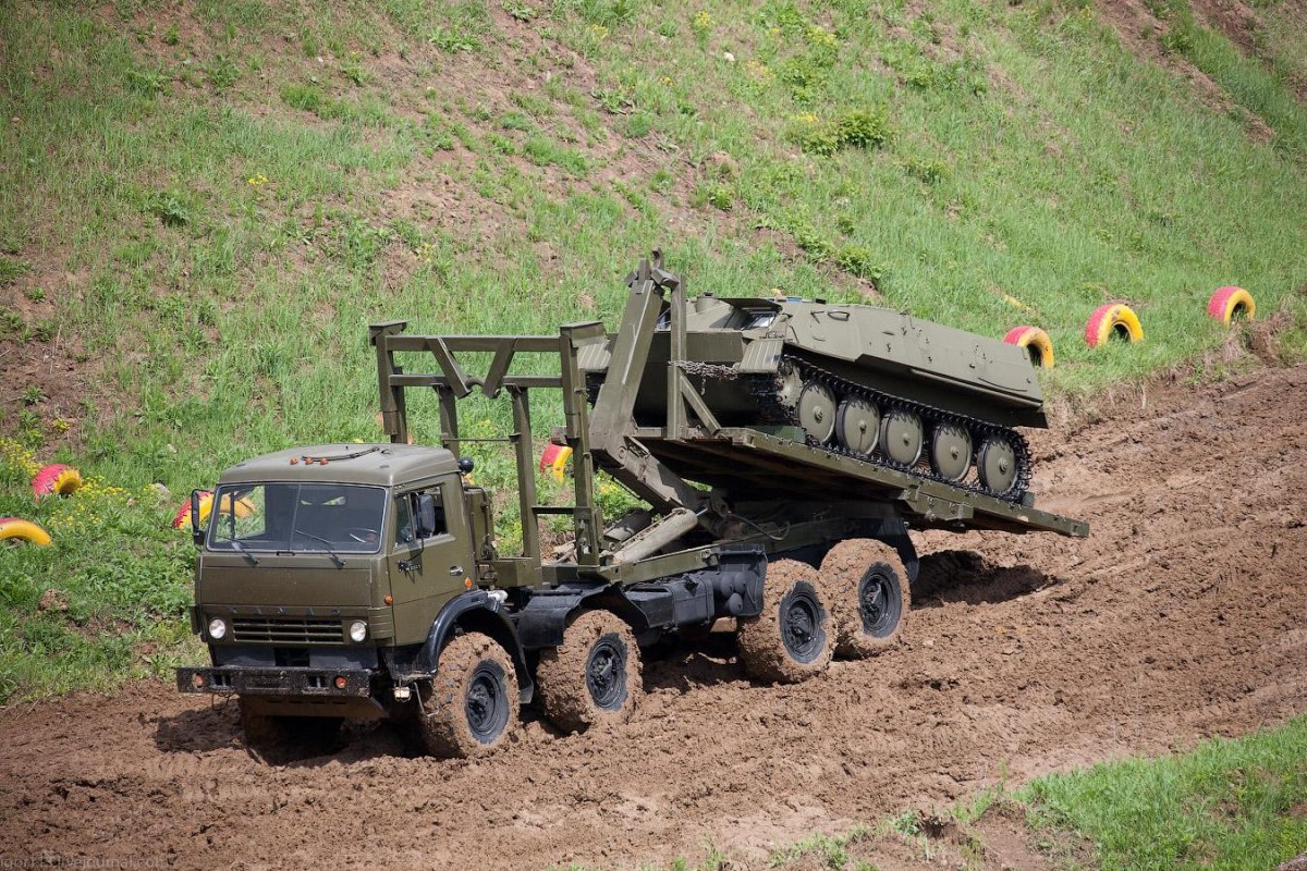 КАМАЗ-63501 8х8