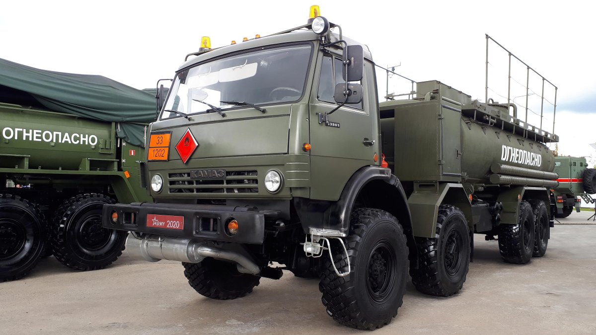 КАМАЗ 63501 армейский