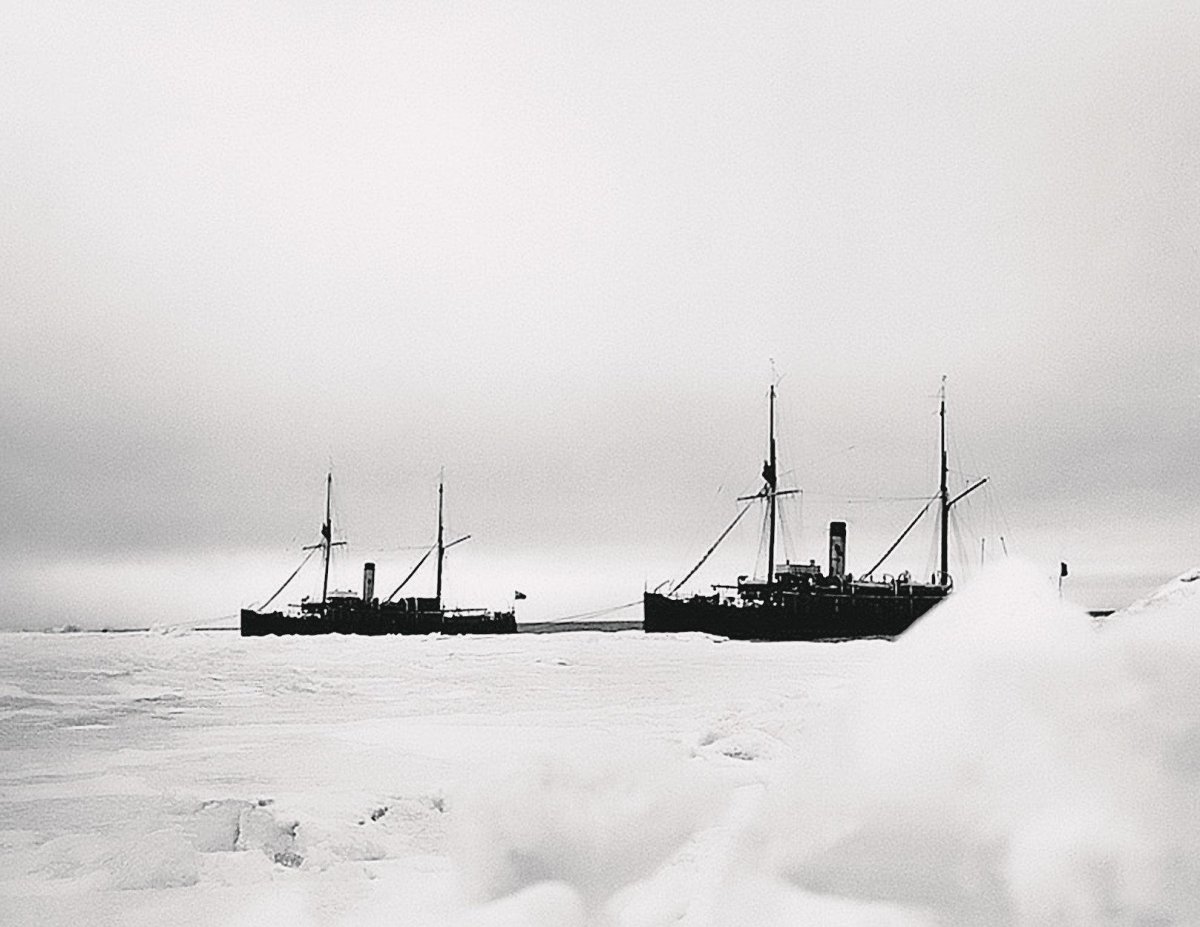 Ледоколы Таймыр и Вайгач в экспедиции Вилькицкого