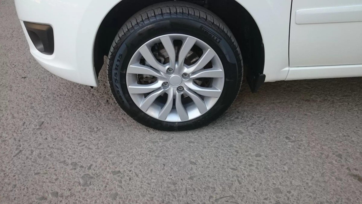 Диски Лада Гранта Люкс r15