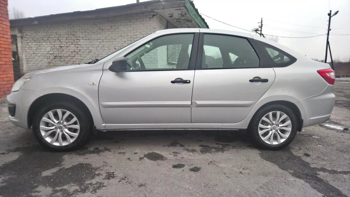 Лада Гранта фл на 15 дисках