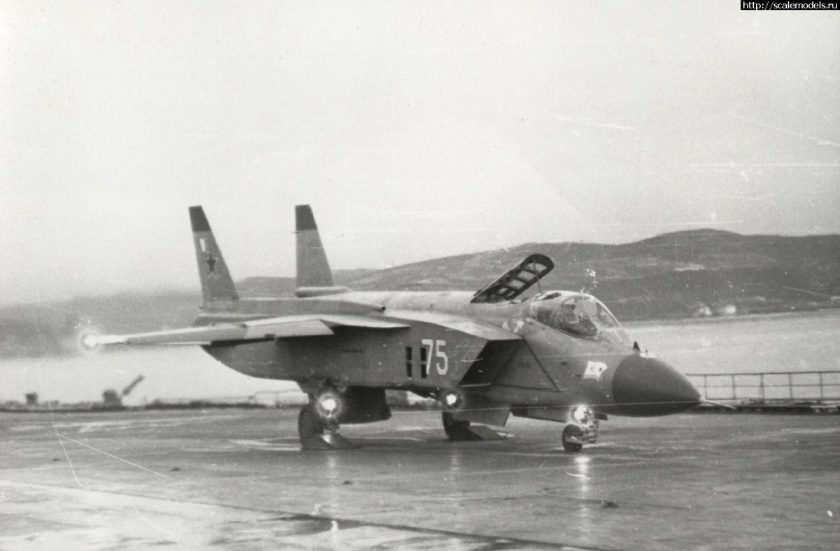 Як 141 вертикальный взлет