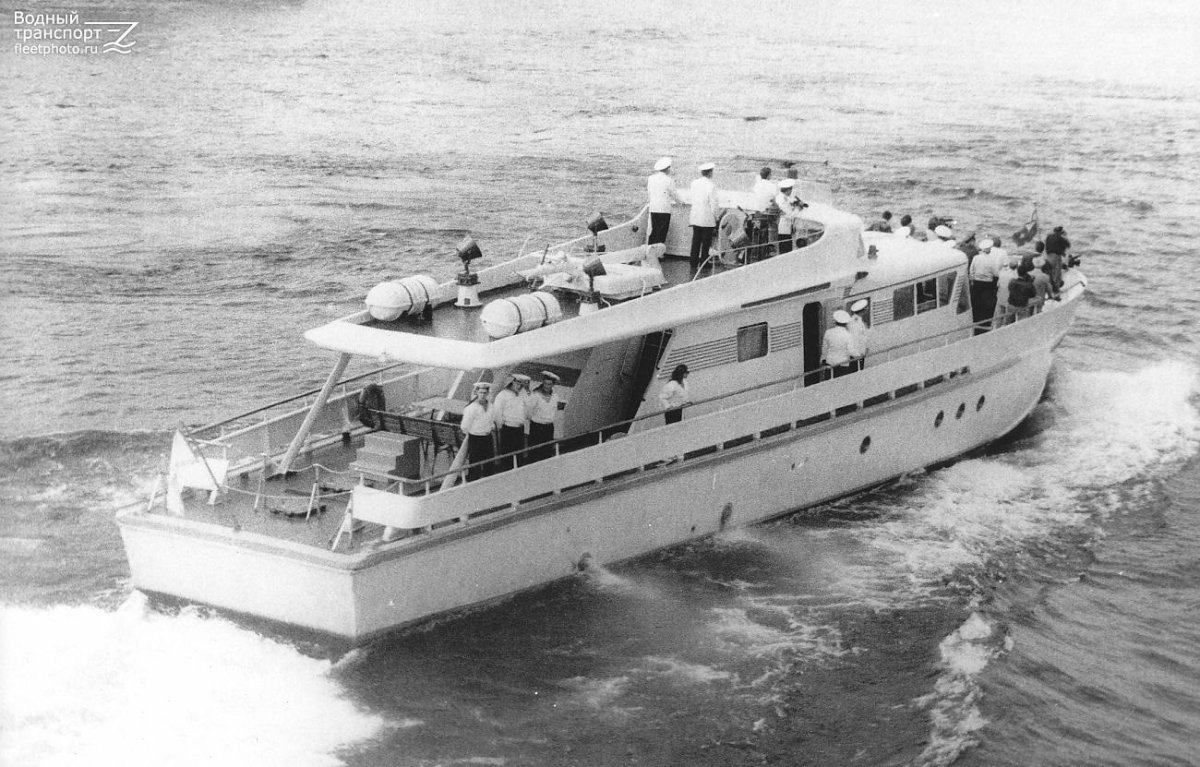 Адмиральский катер Альбатрос-183