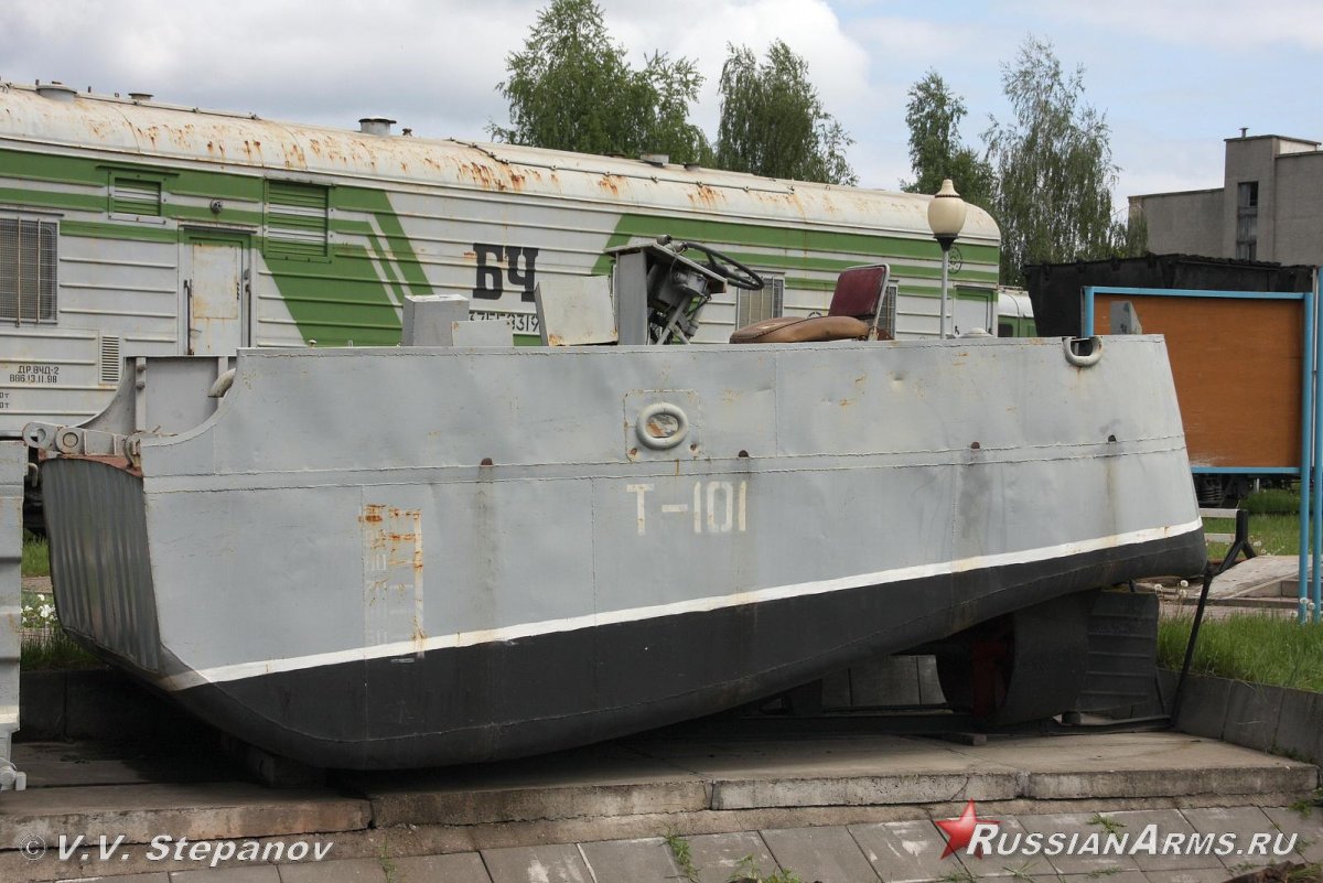 Понтон самоходный ПСТ-1