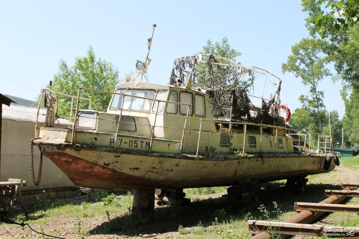 Речной катер пс5