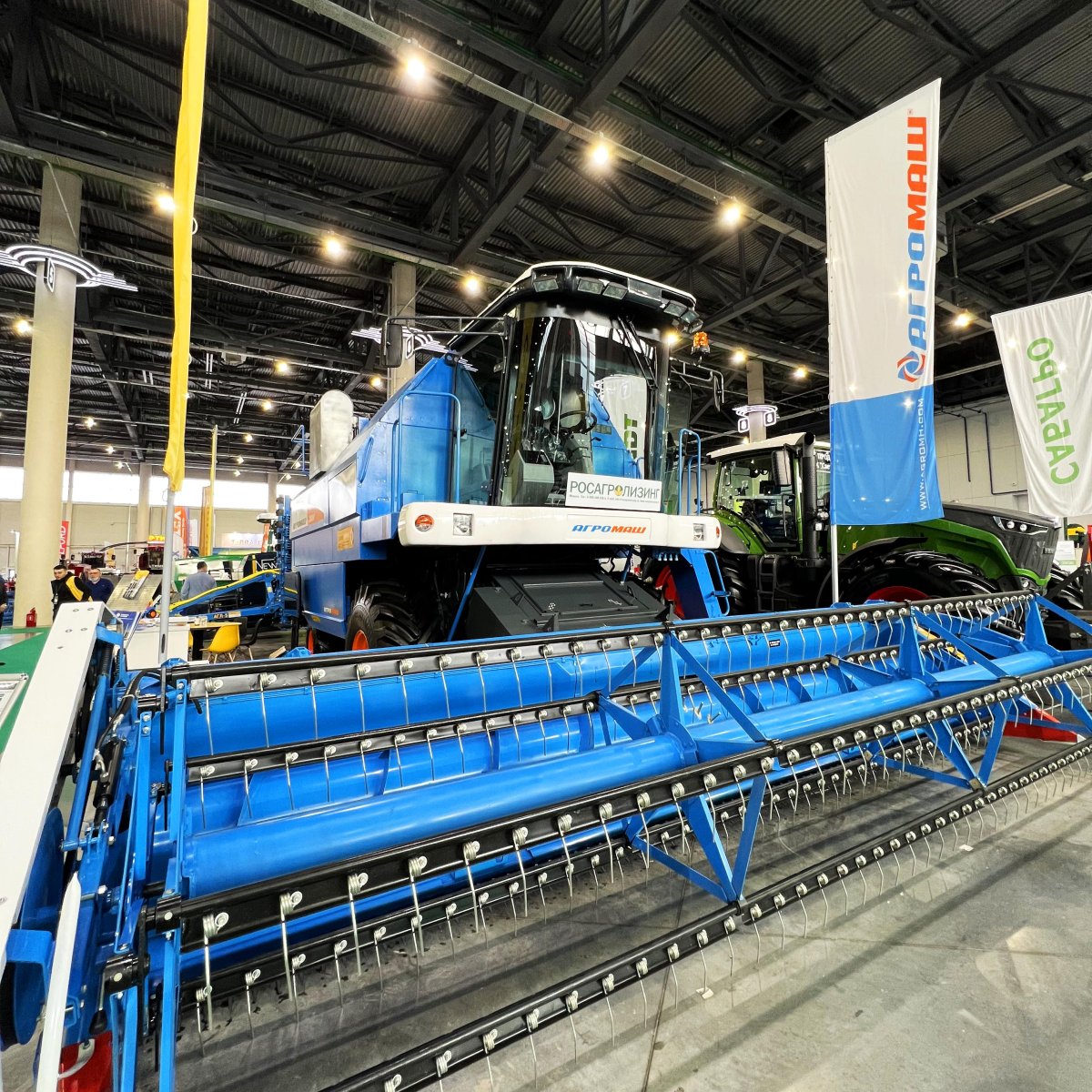 Комбайн Агромаш 3000