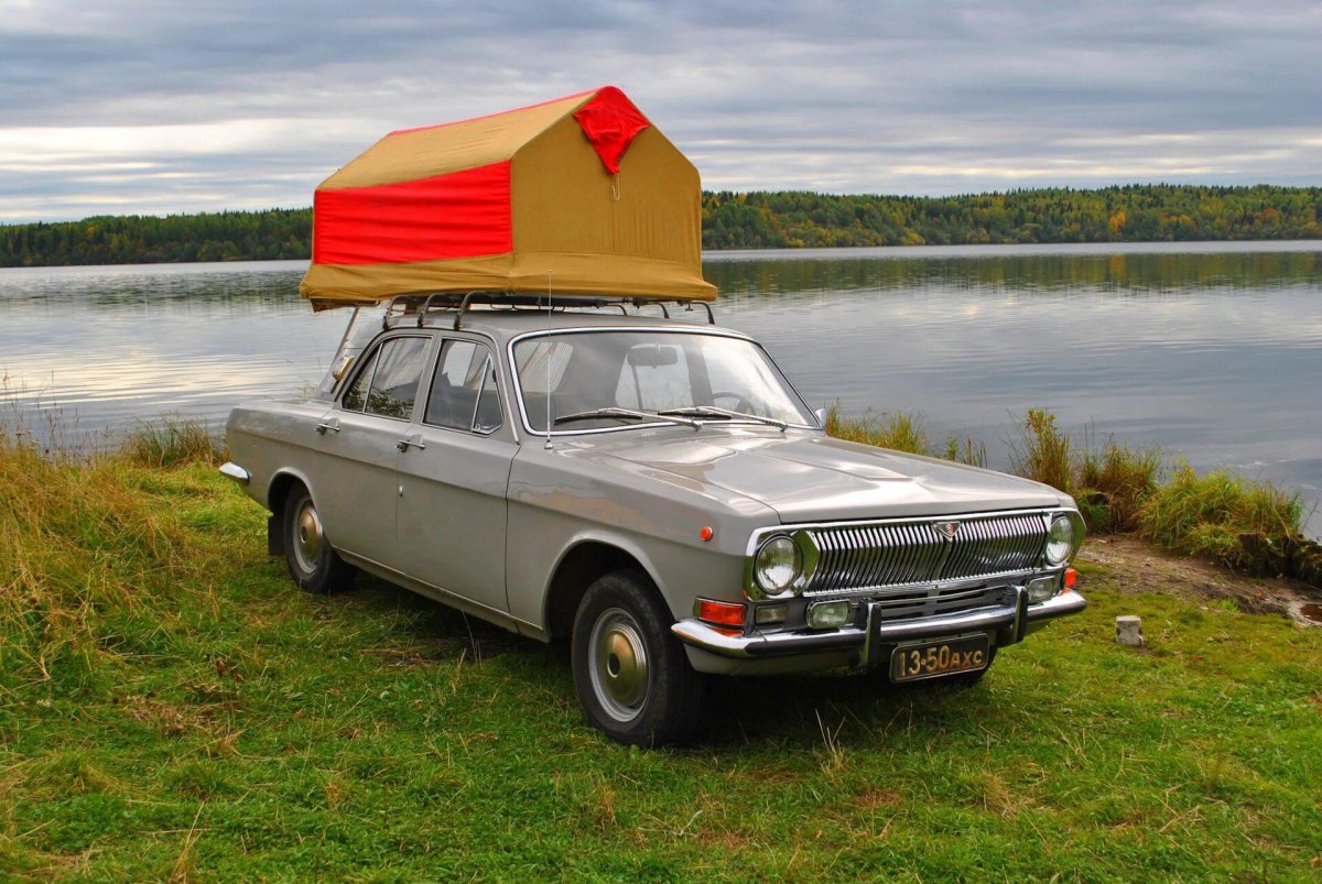 Советская палатка на крышу автомобиля