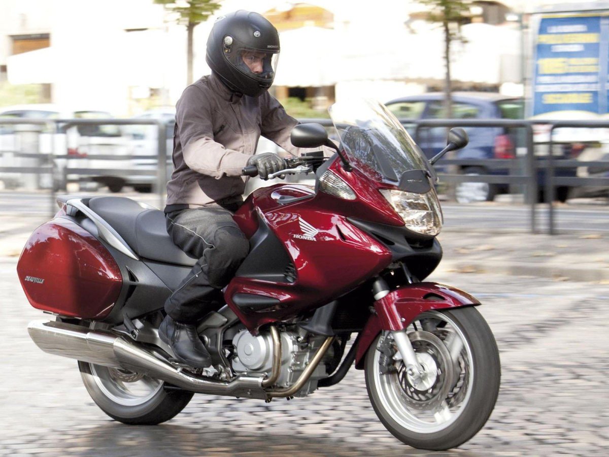Хонда Девиль 650