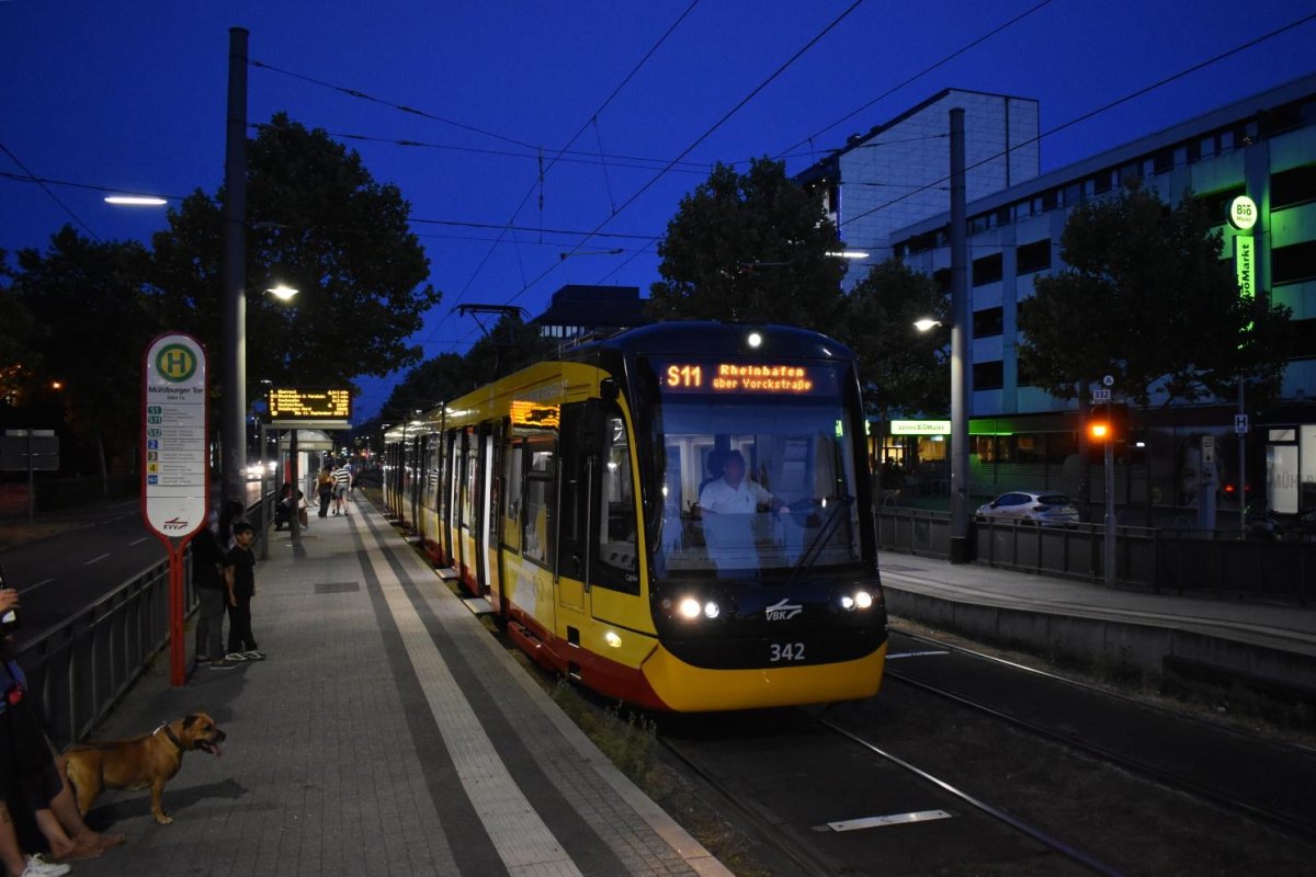 Трамваи мира