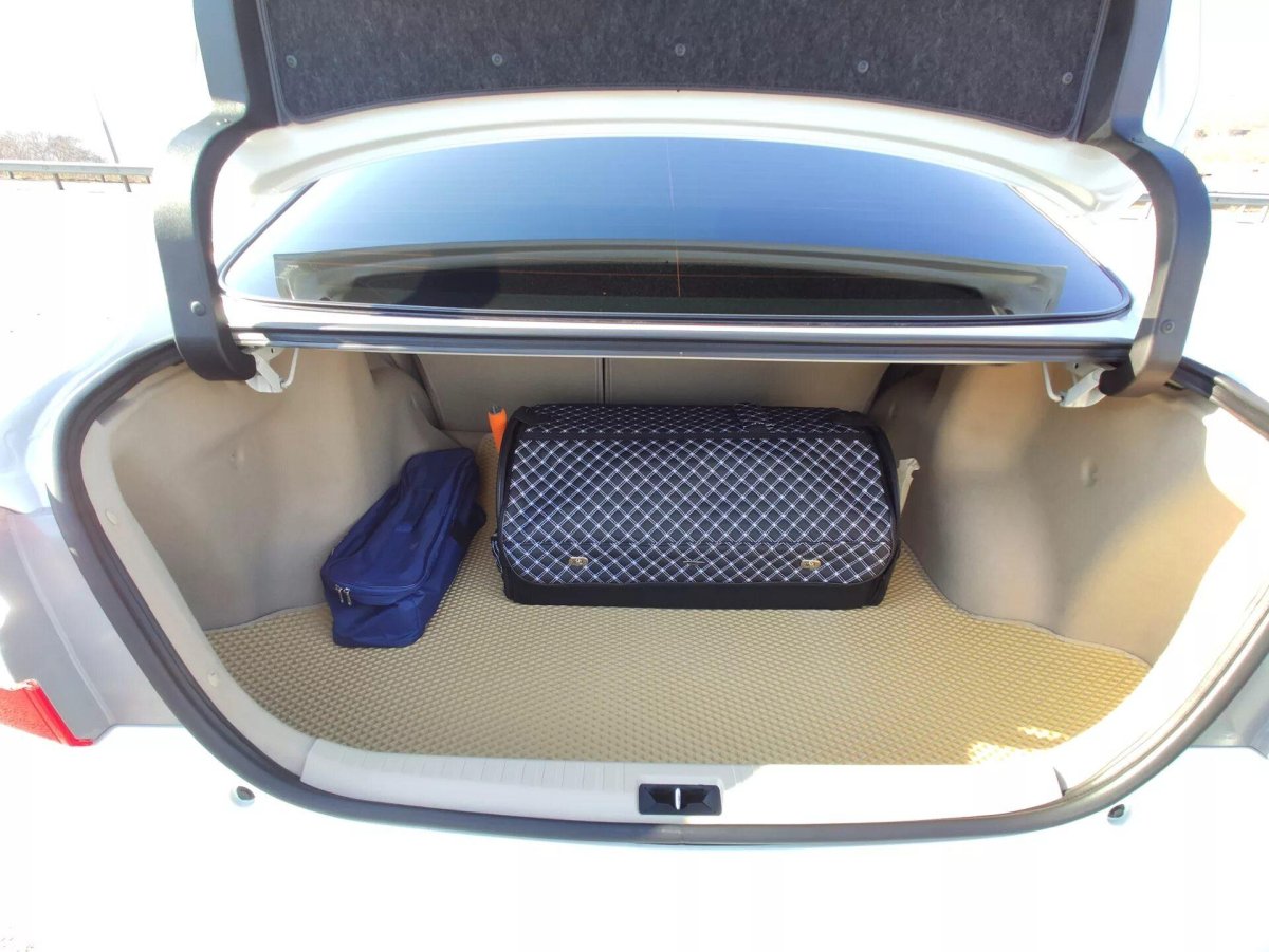 Тойота Премио 2008 багажник