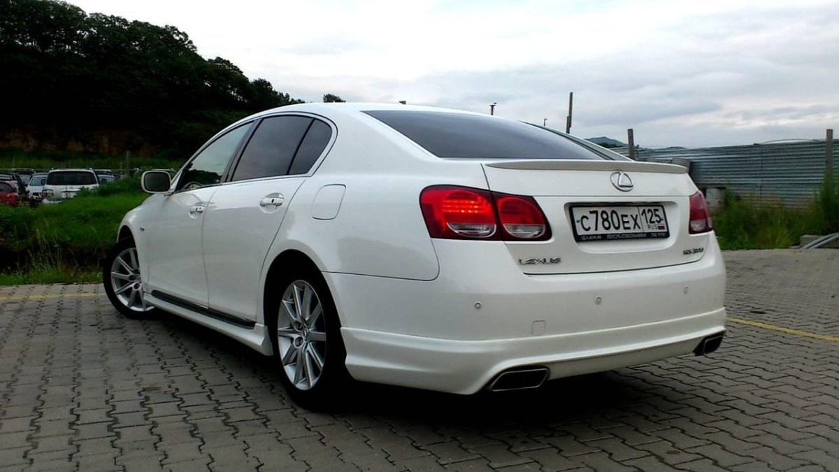 Lexus gs300 обвес