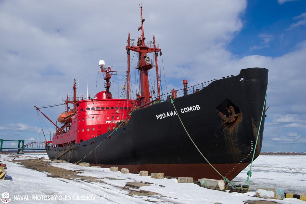 Научно-экспедиционное судно «Михаил сомов»,