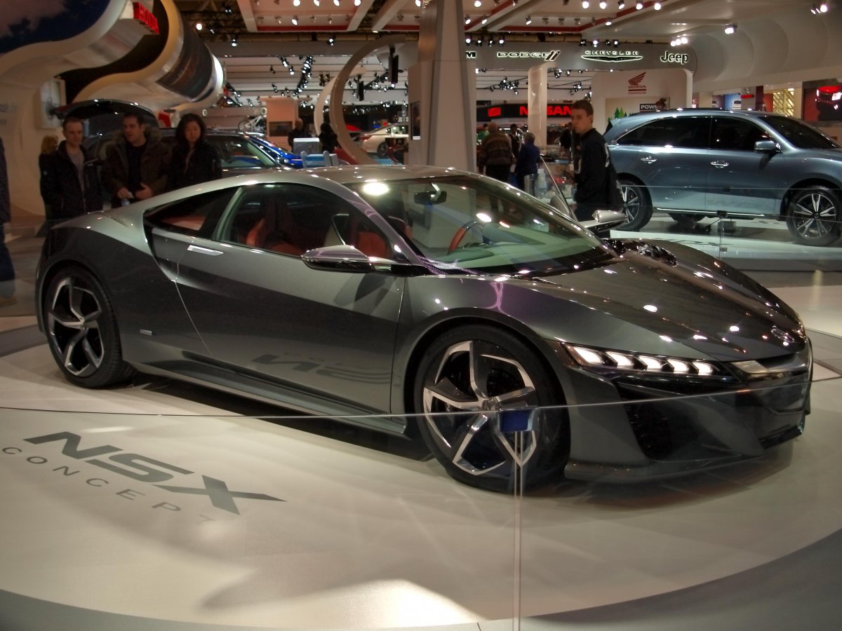 Акура НСХ 2013