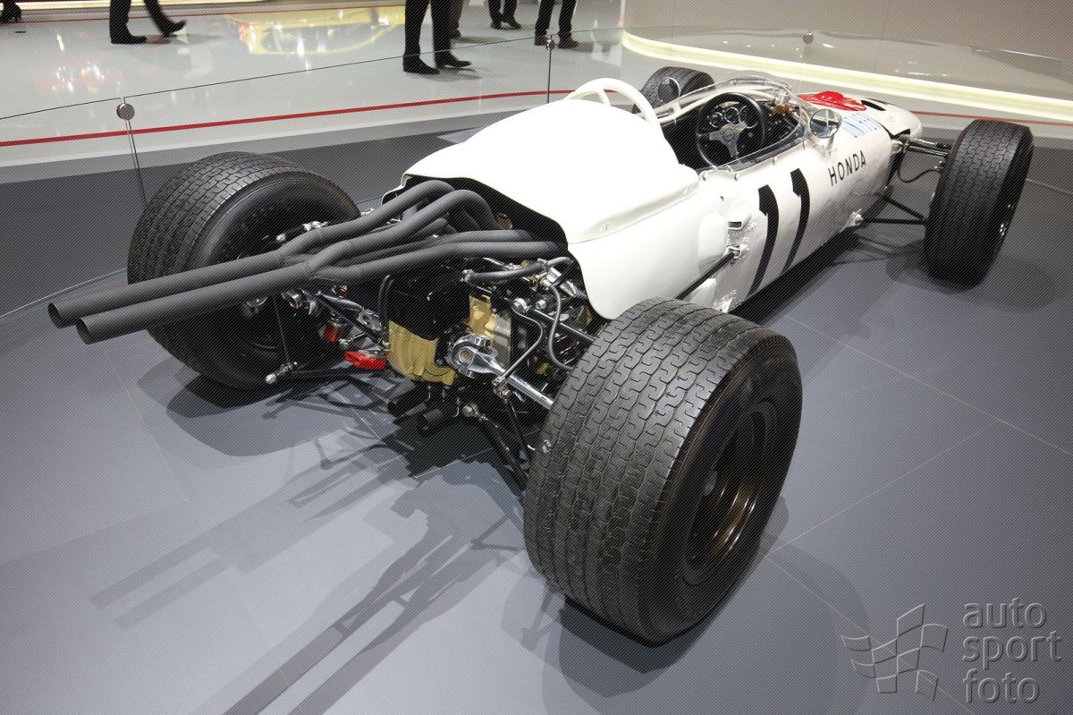 Honda f1 ra272