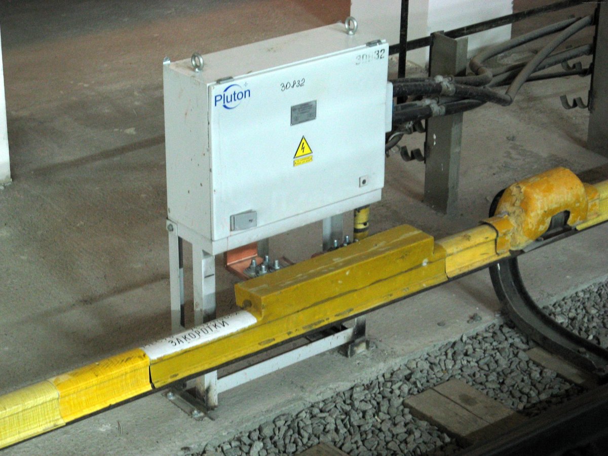 Короб защитный контактного рельса КЗР-1