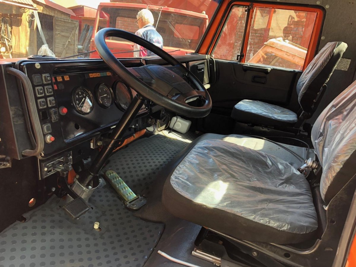 КАМАЗ 65115 салон кабины