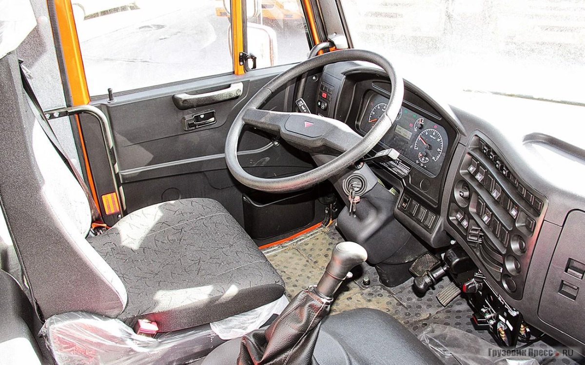 Кабина КАМАЗ 65222