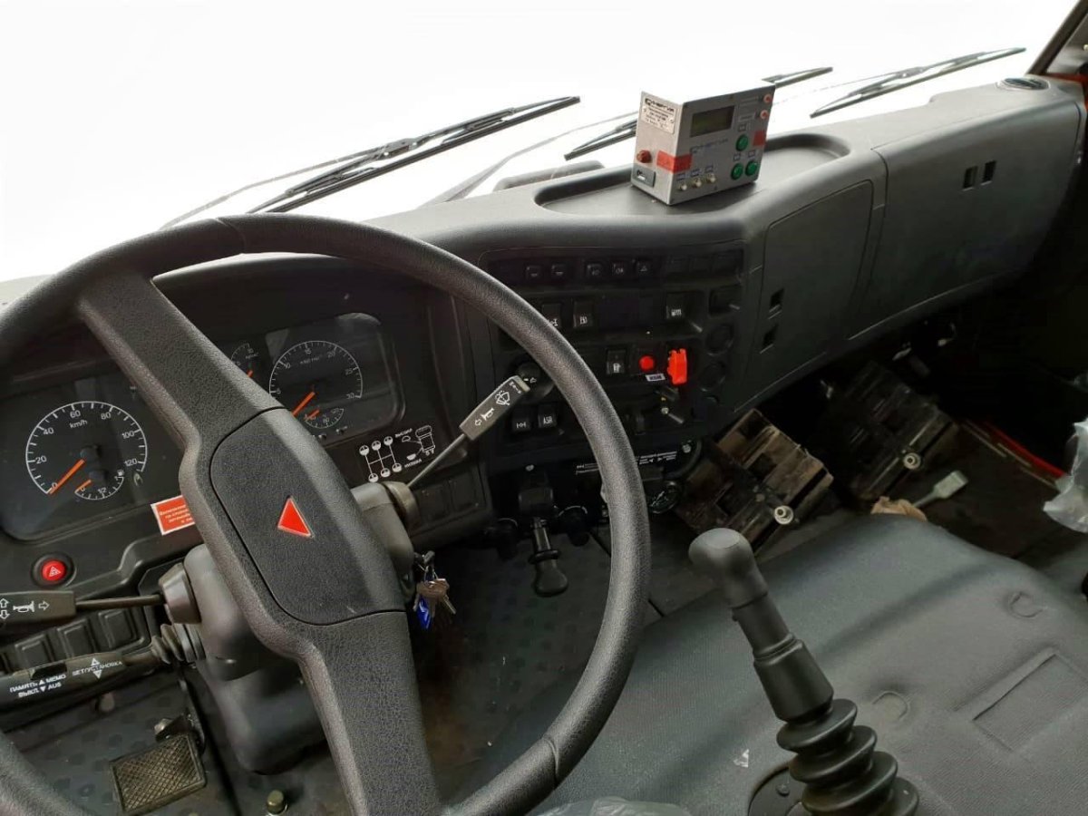 КАМАЗ 43118 салон