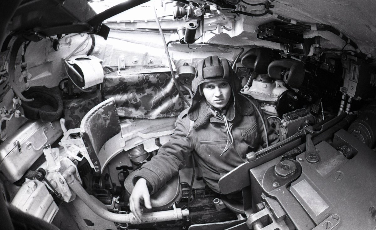 Т-34 внутри танка с экипажем