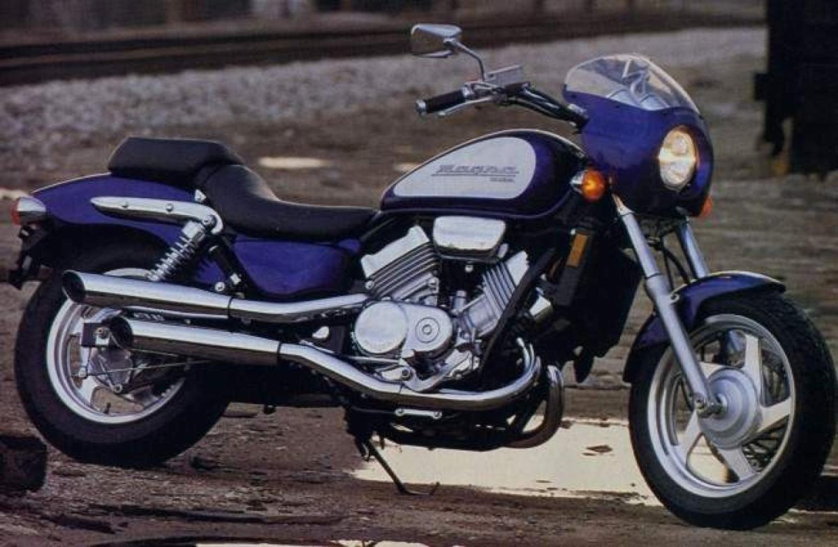 Honda vf750f