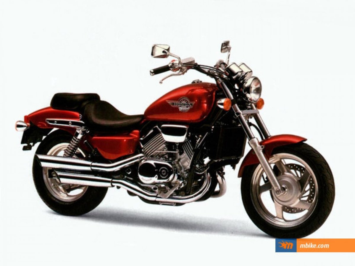 Honda VF 750 Magna (v45)