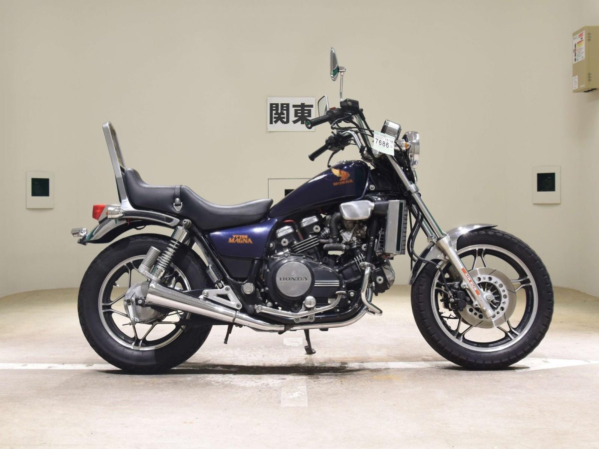 Honda Magna 750 1982