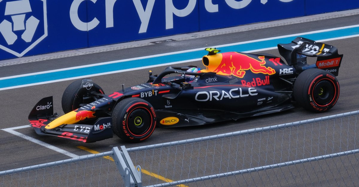 Red bull rb18