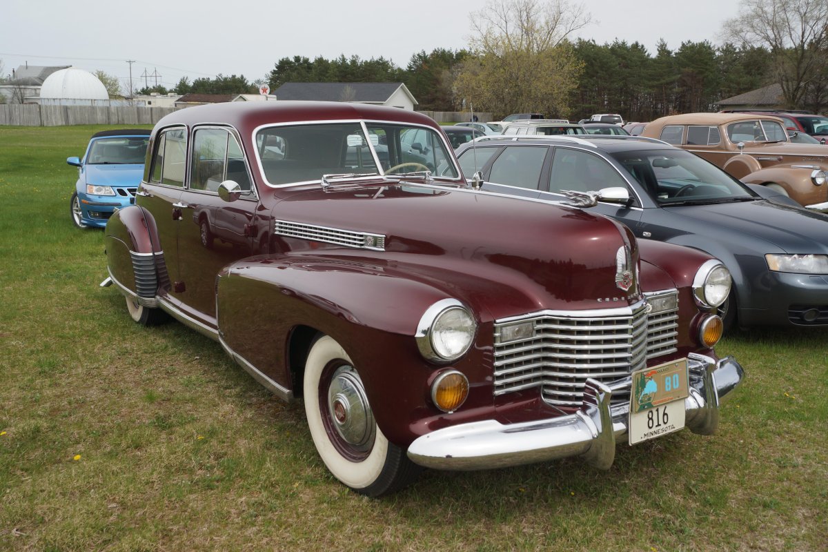 Cadillac 1945