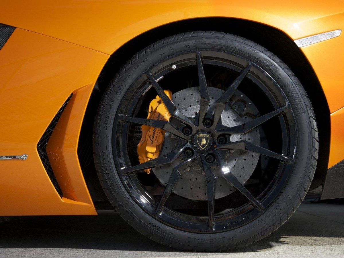 Колеса Ламборджини авентадор