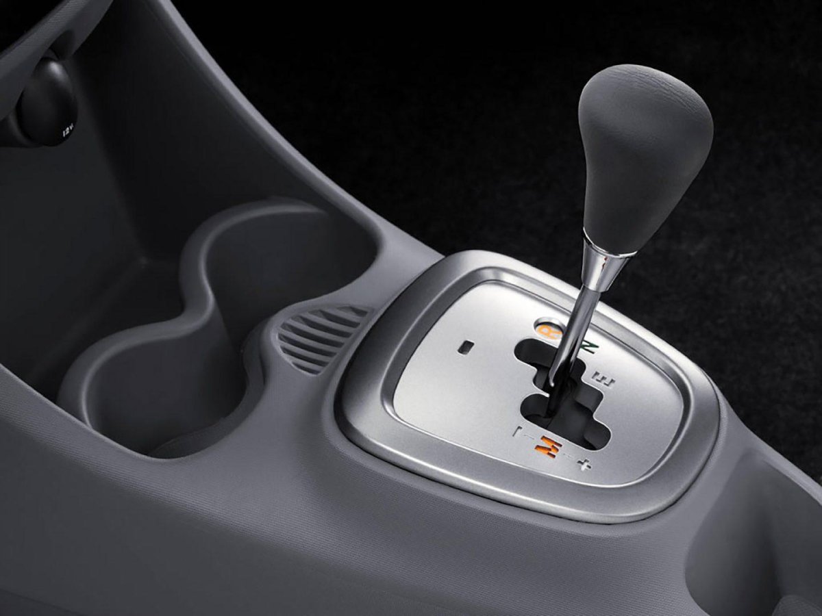 Тойота Айго коробка робот