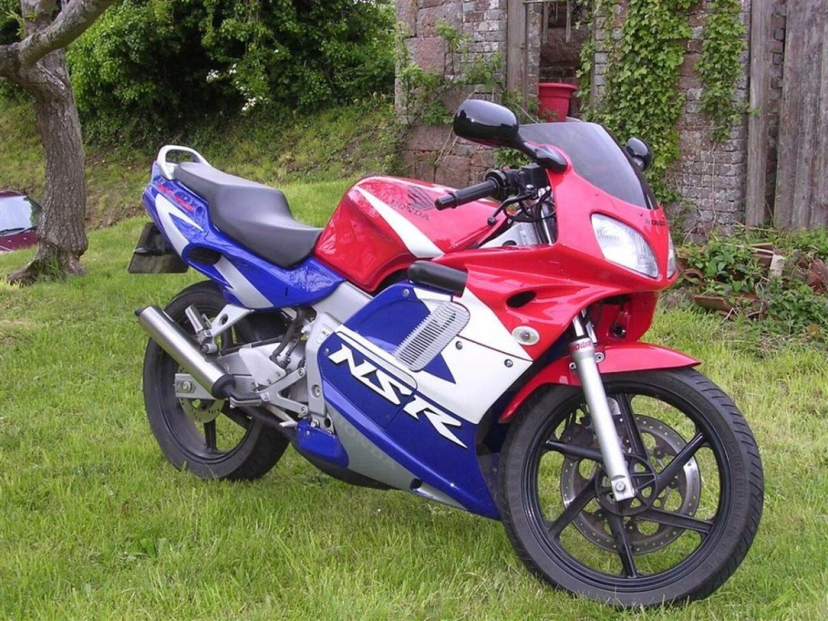 Мотоцикл Honda NSR 125