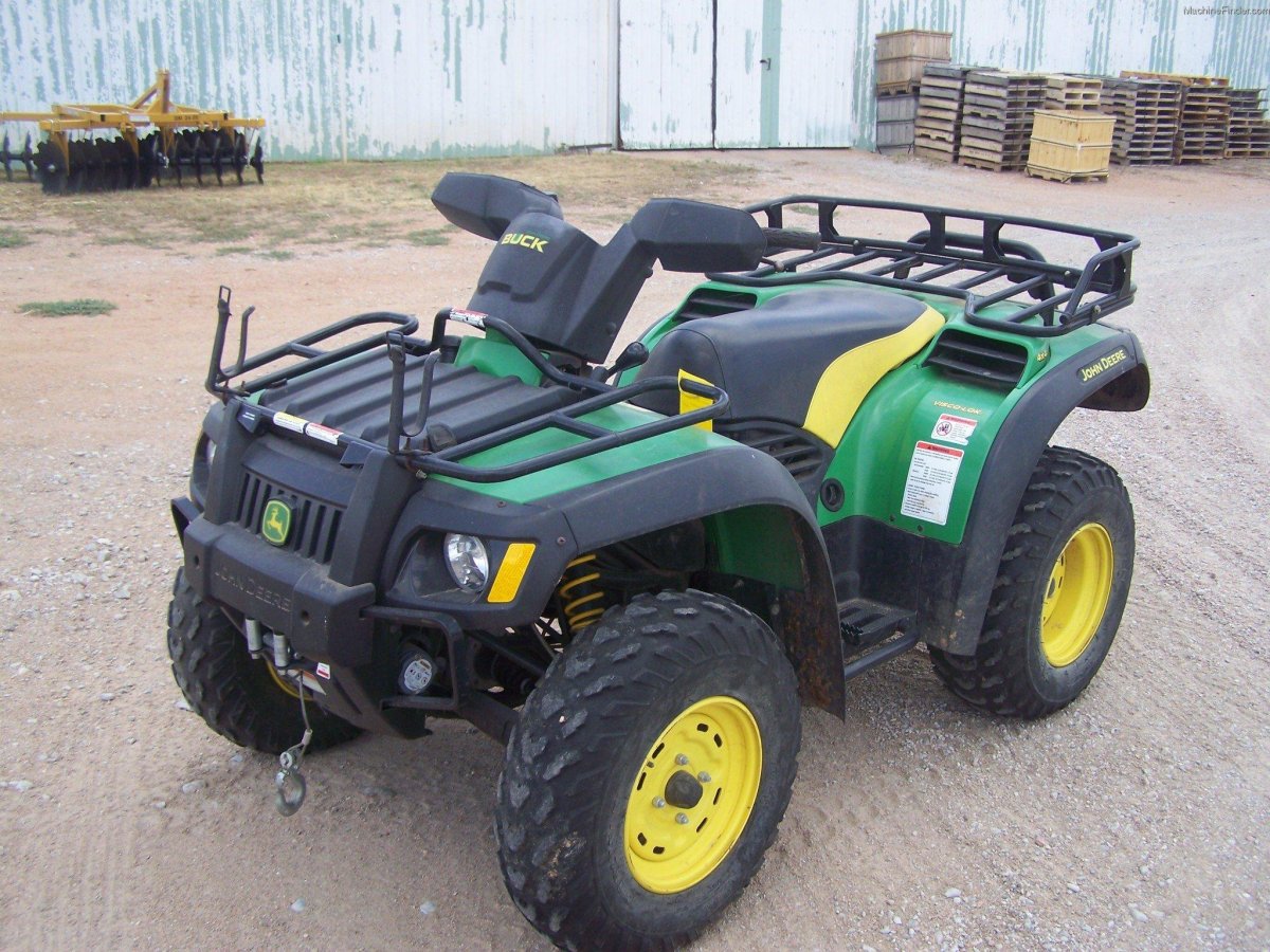 John Deere Buck 500