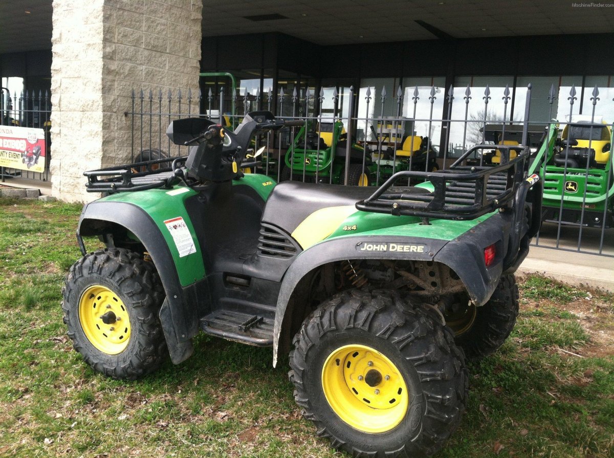 Джон Дир квадроцикл