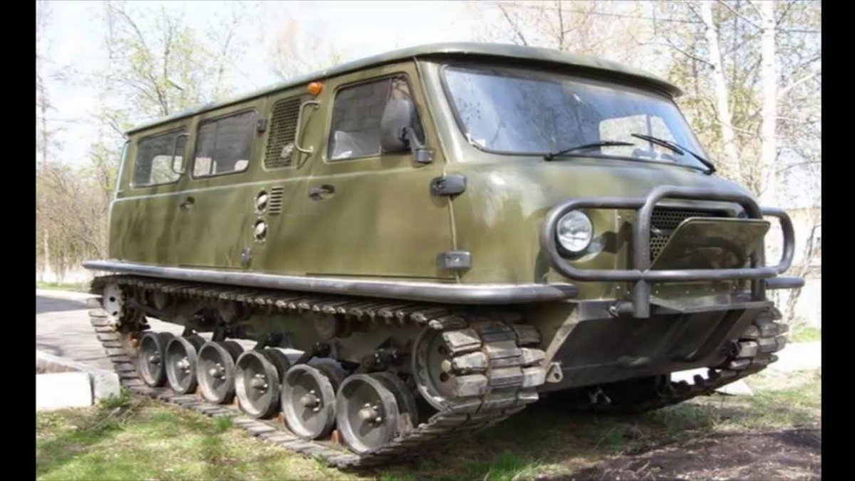 УАЗ 452 гусеничный