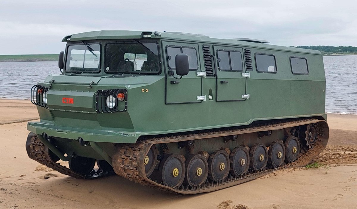 Снегоболотоход гусеничный СТМ-1993.50