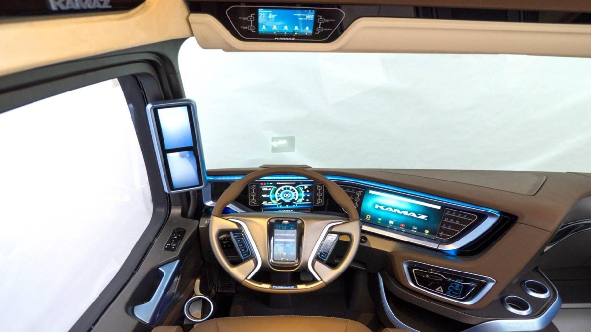 Интерьер грузовика концепт