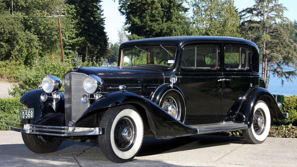 1933 Cadillac 355c