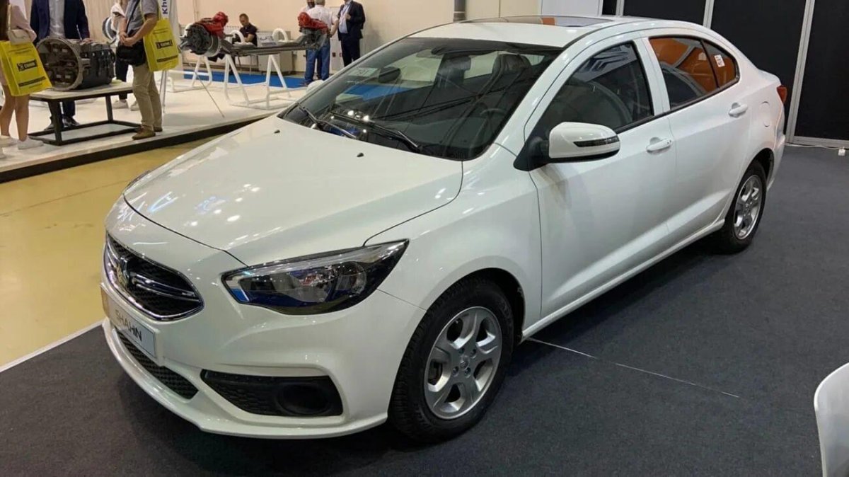 Машина Iran Khodro 2022