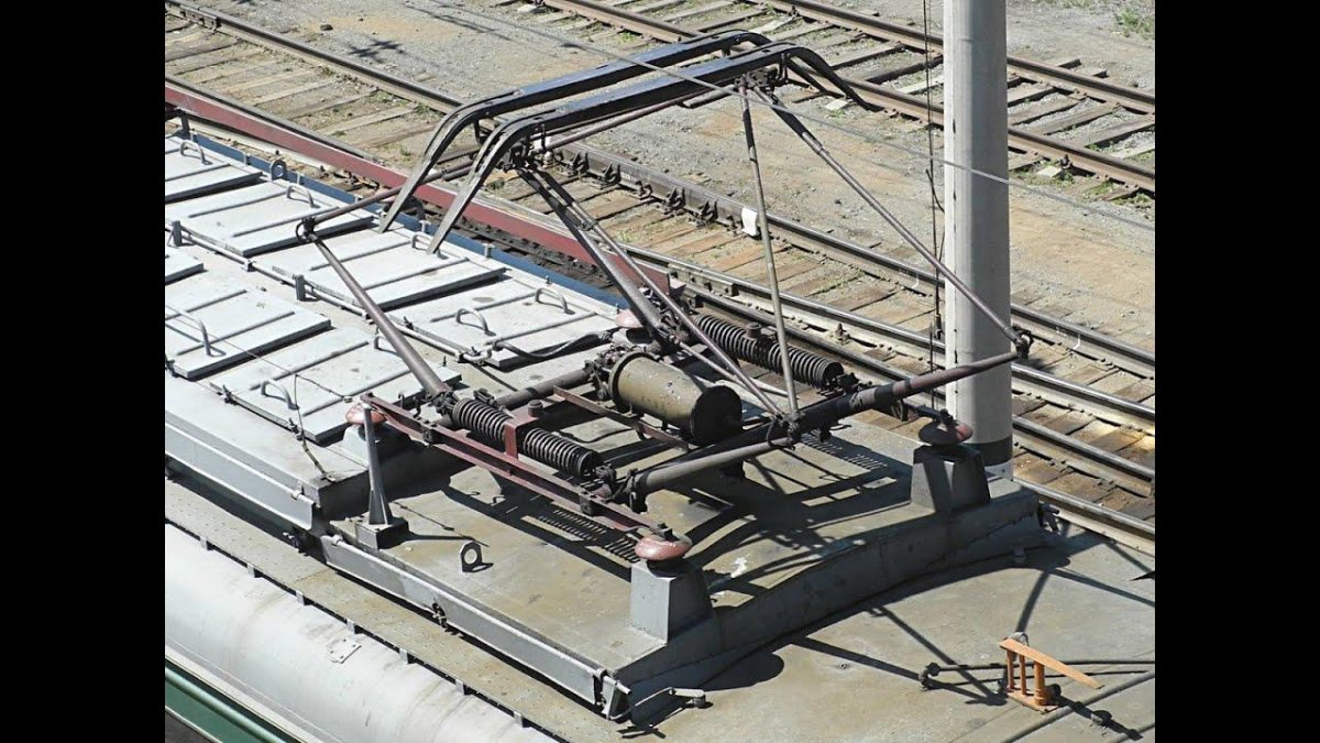 Пантограф вл10