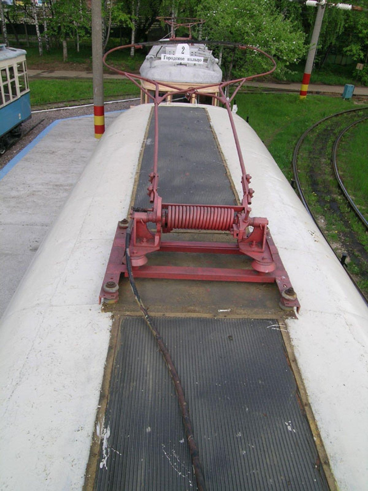 Бугельный токоприемник