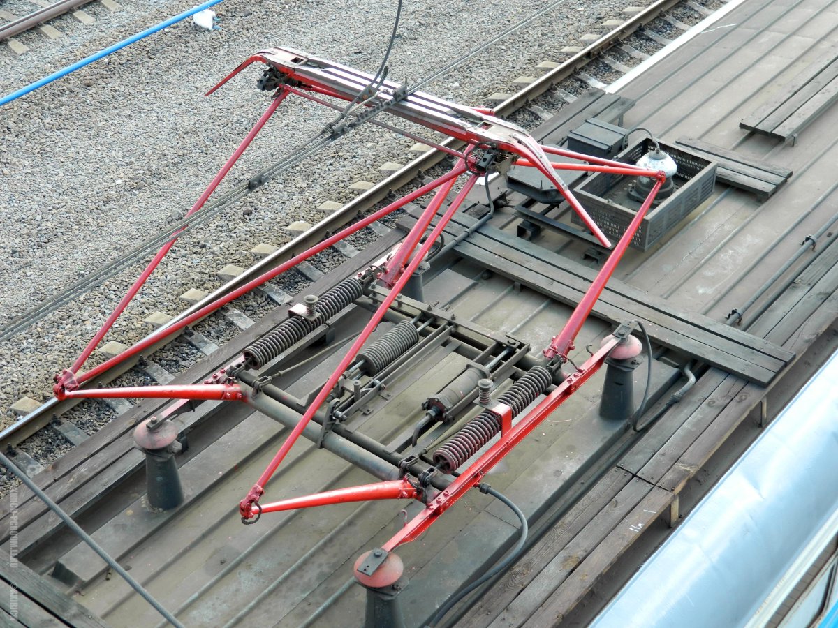 Пантограф вл80