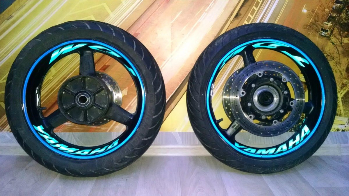 Yamaha r1 на заднем колесе