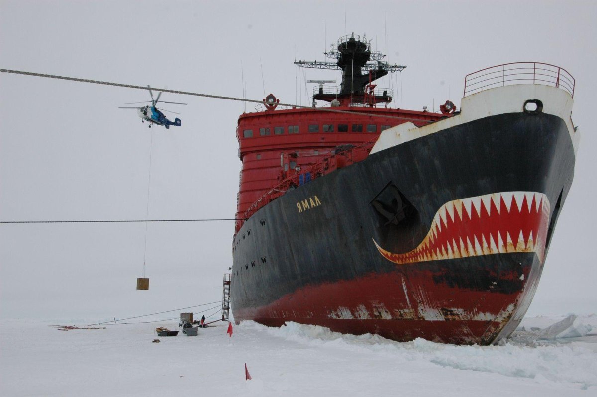 Атомный ледокол Витус Беринг