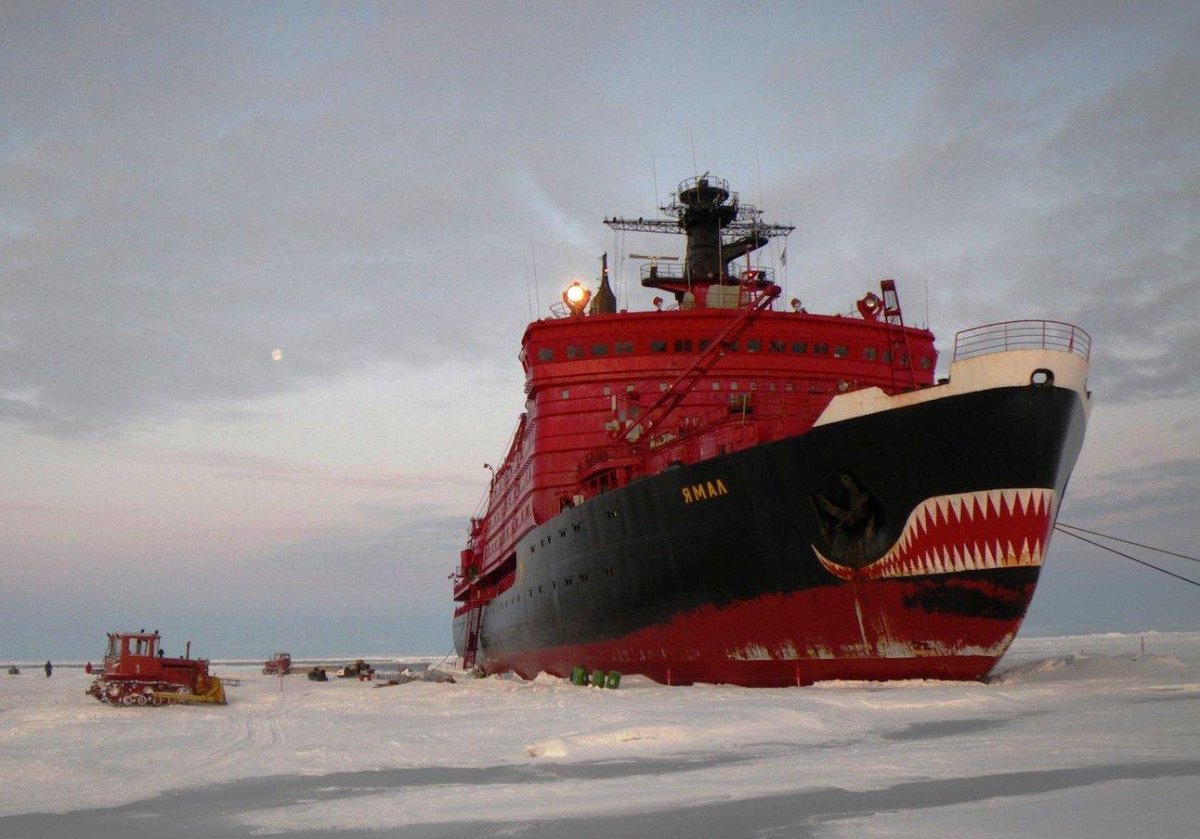 Ледокол Ямал