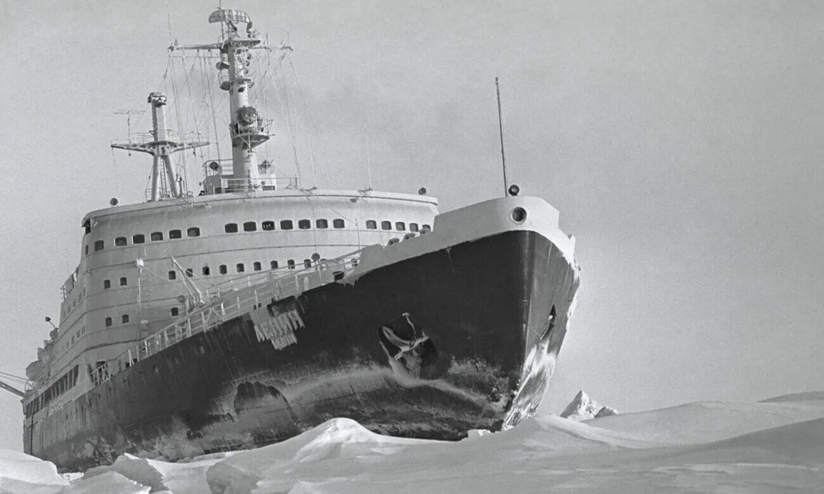 Ледокол Ленин 1957