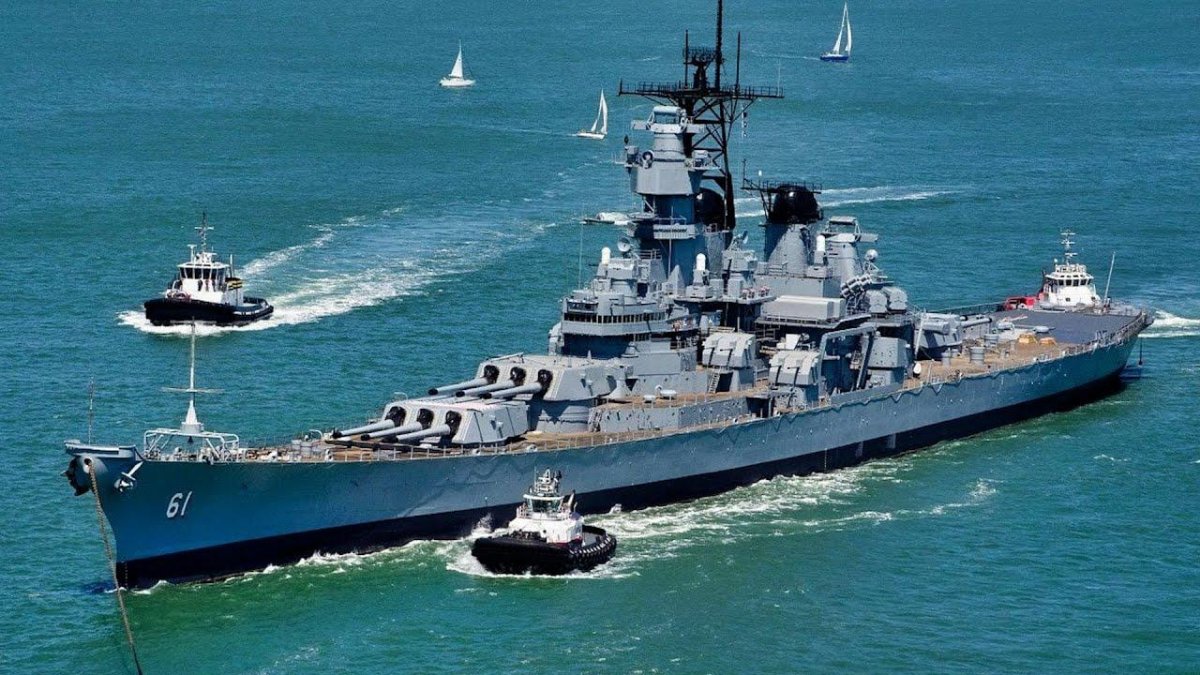 USS Iowa BB-61