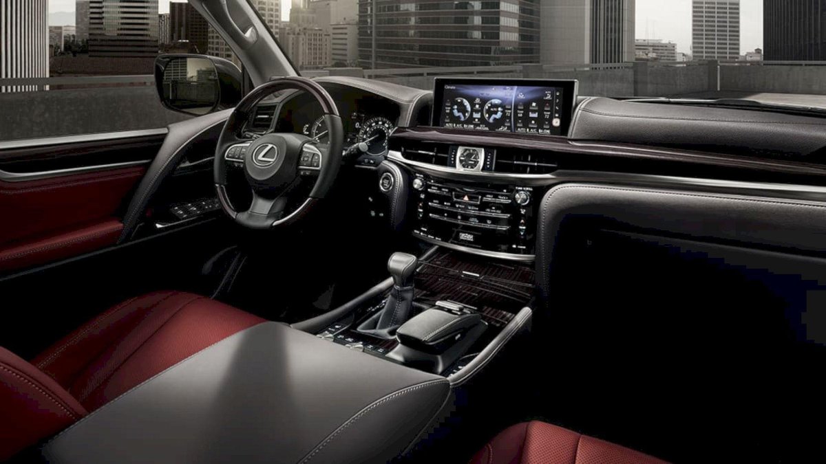 Lexus LX 570 2020 Interior