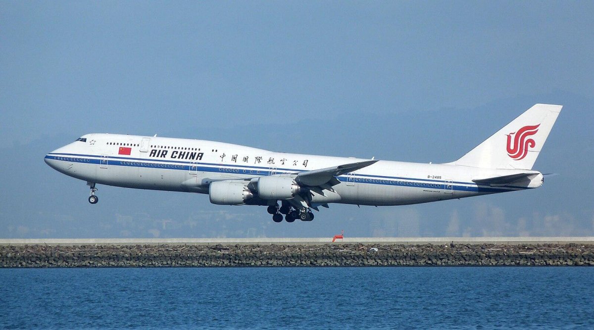 Боинг 747 Air China